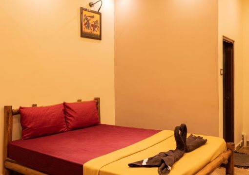 Couple Rooms( Rs 2200 )