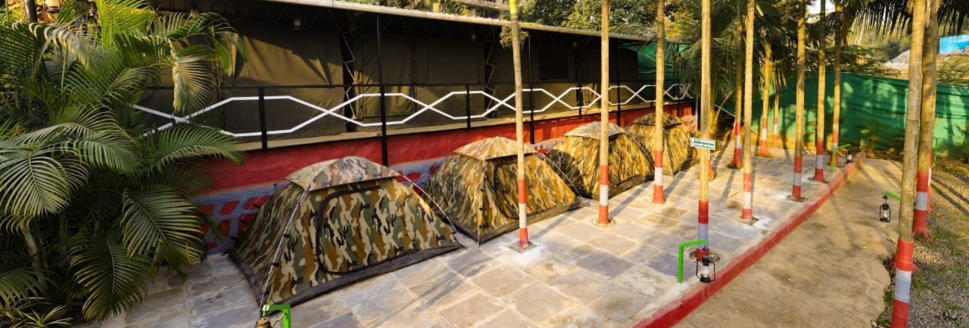 Tent Stay( Rs 1700 )